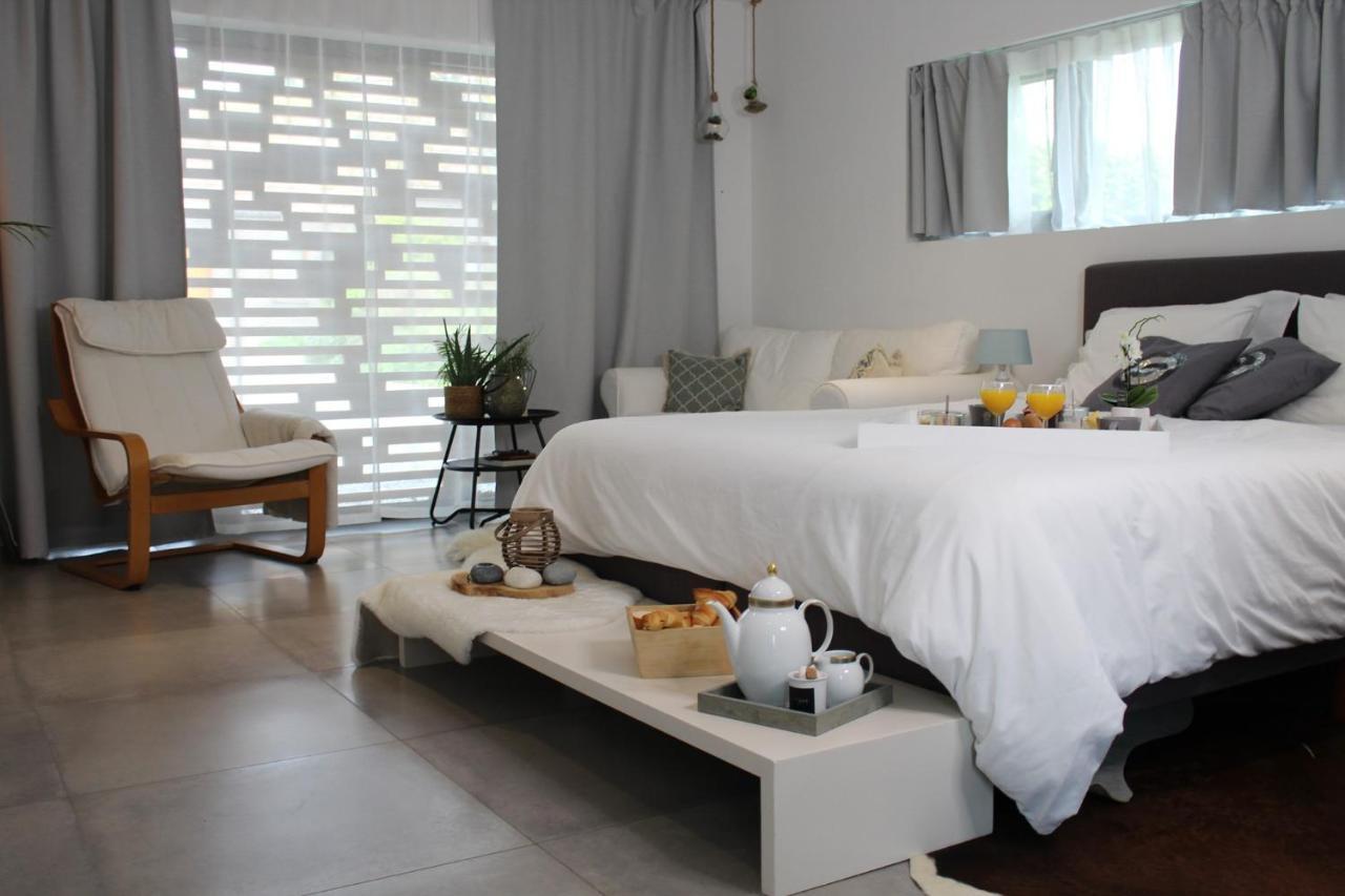 Studio Tout Neuf. Court Sejour, Loisirs, Professionnel 绍丰泰恩 外观 照片